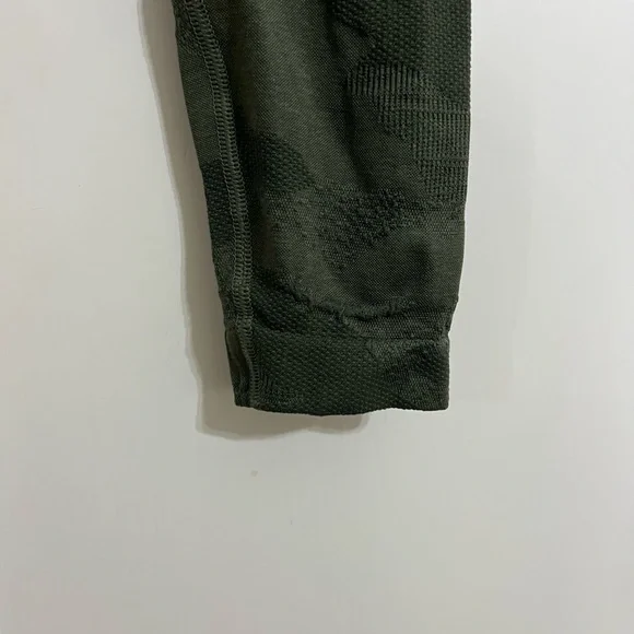 Gymshark Green Leopard Camouflage Leggings - Picture 5 of 5